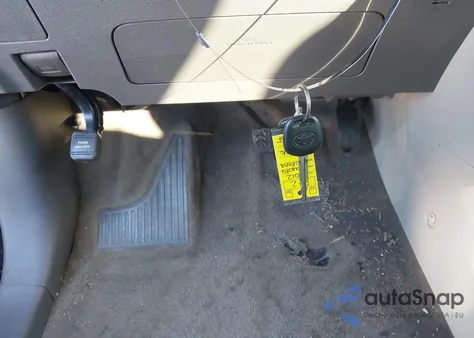 2012 Toyota Sienna Xle V6 8 Passenger из США, поврежденный, VIN 5TDYK3DC9CS182673